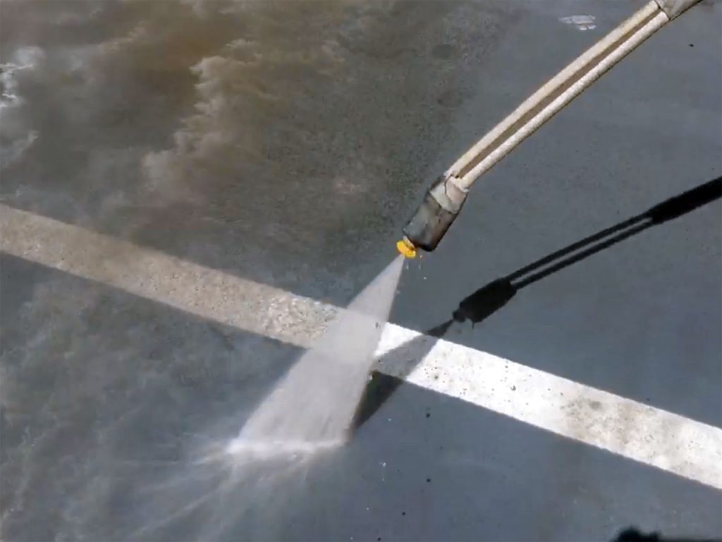 Commercial Pressure Wash